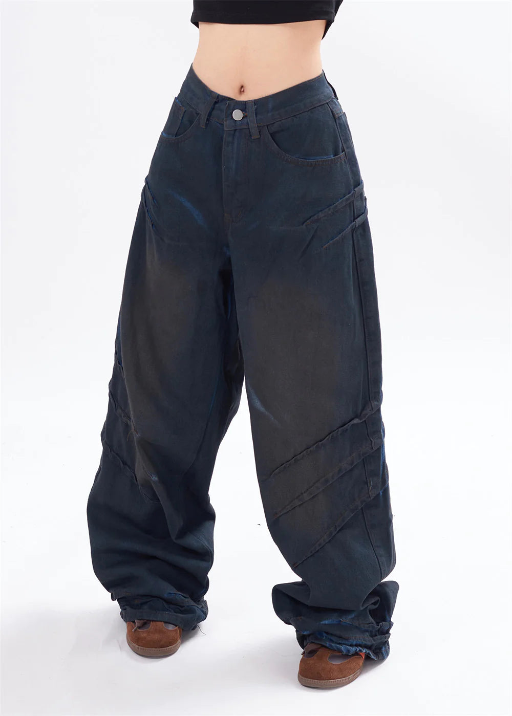 Wide-Leg Mopping Jeans