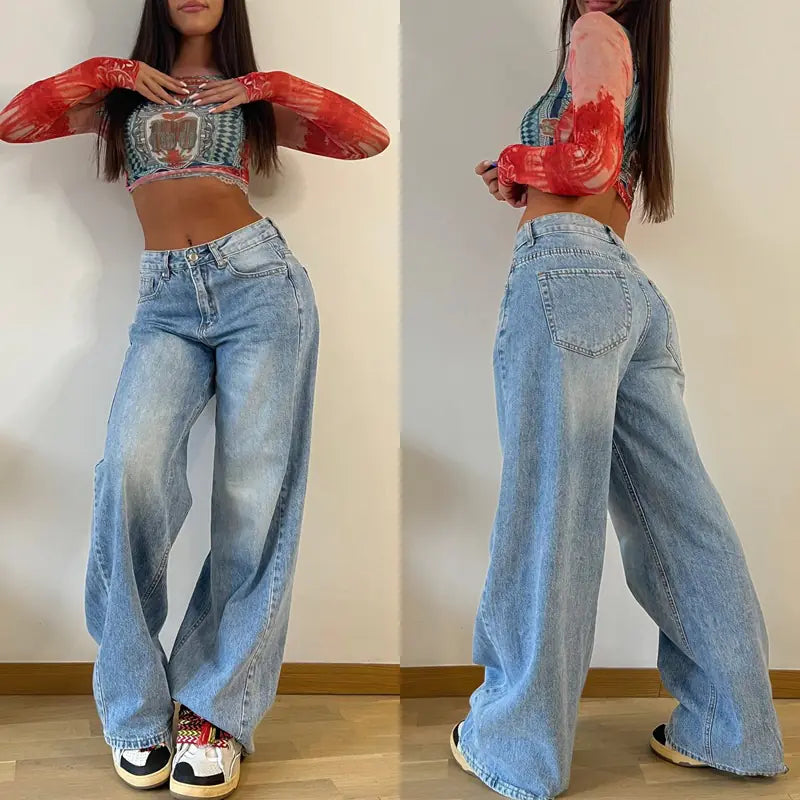 High-Waisted Wide-Leg Jeans – Women